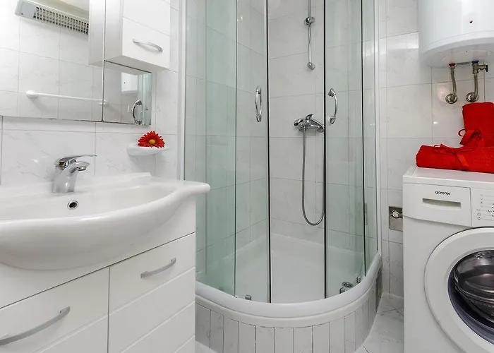 아파트 아파트먼트 미네르바 *