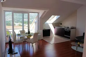 Apartament Minerva *