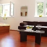 Apartman Minerva *